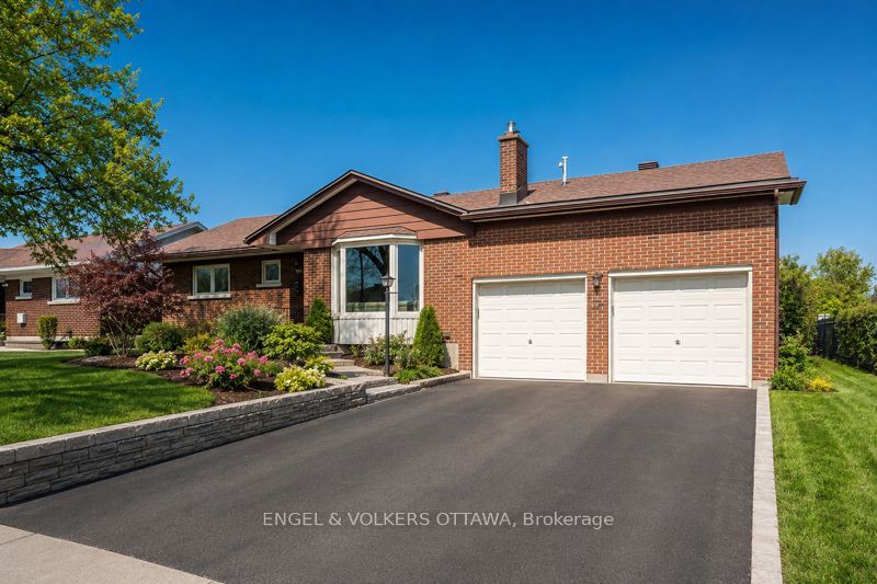989 Connaught Avenue, Ottawa, ON, K2B 5M7