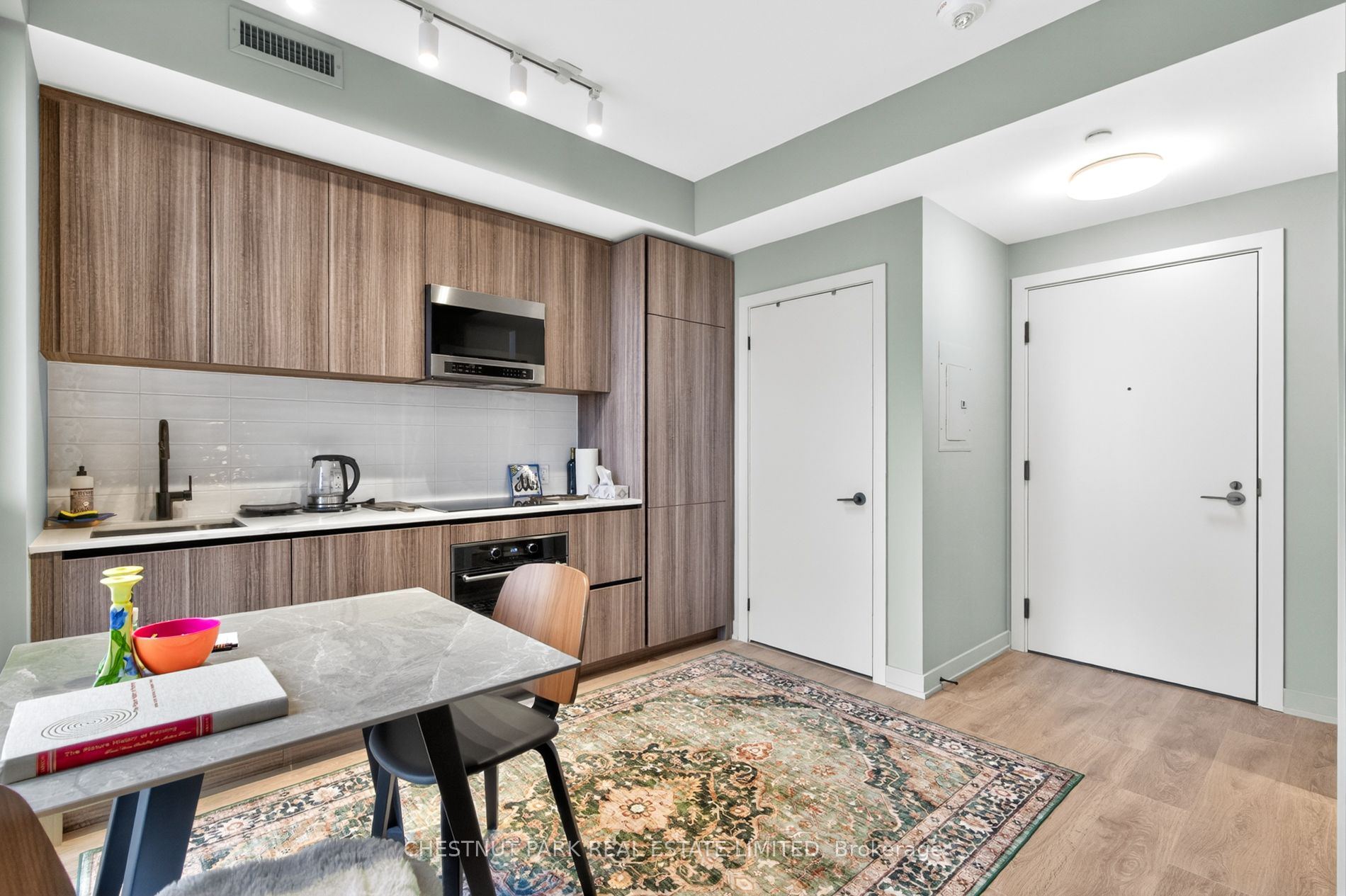 Additional image 3 of 2810-117 Broadway Avenue, Toronto, ON, M4P 1V3