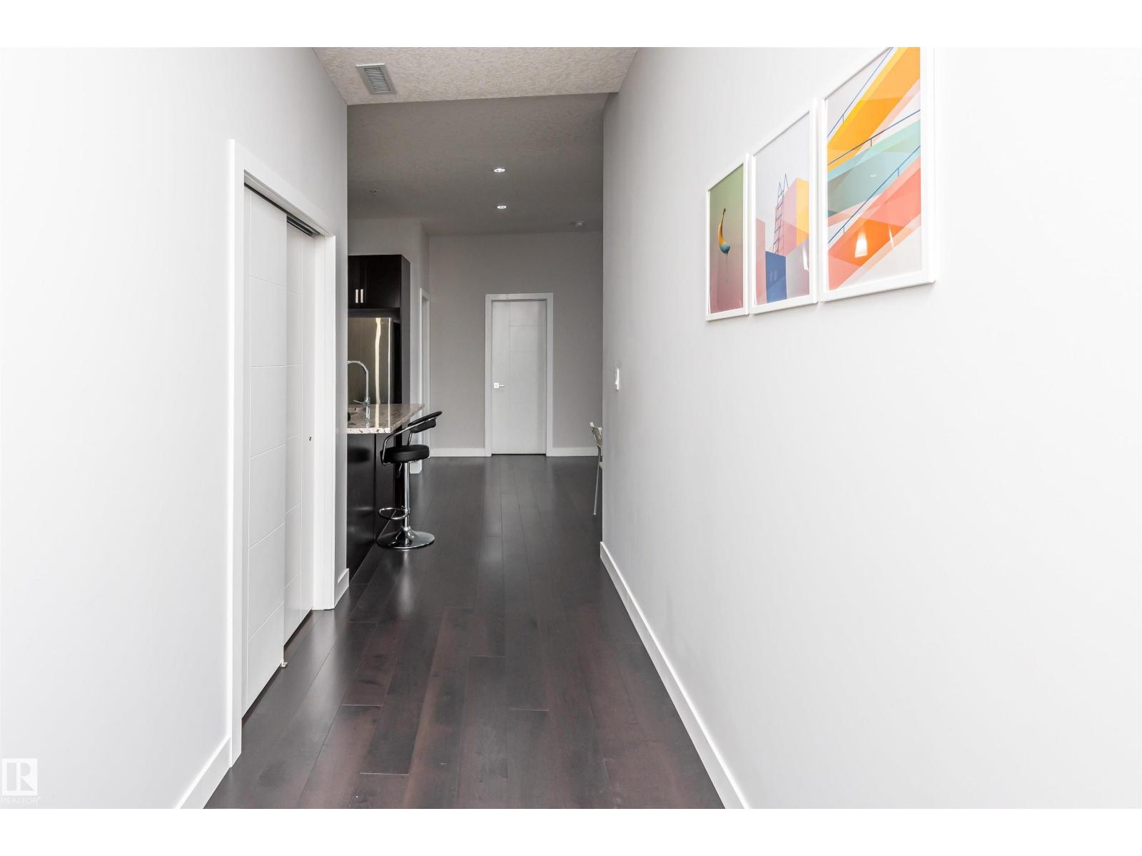 Additional image 4 of 404-10238 103 Street NW, Edmonton, AB, T5J0G6