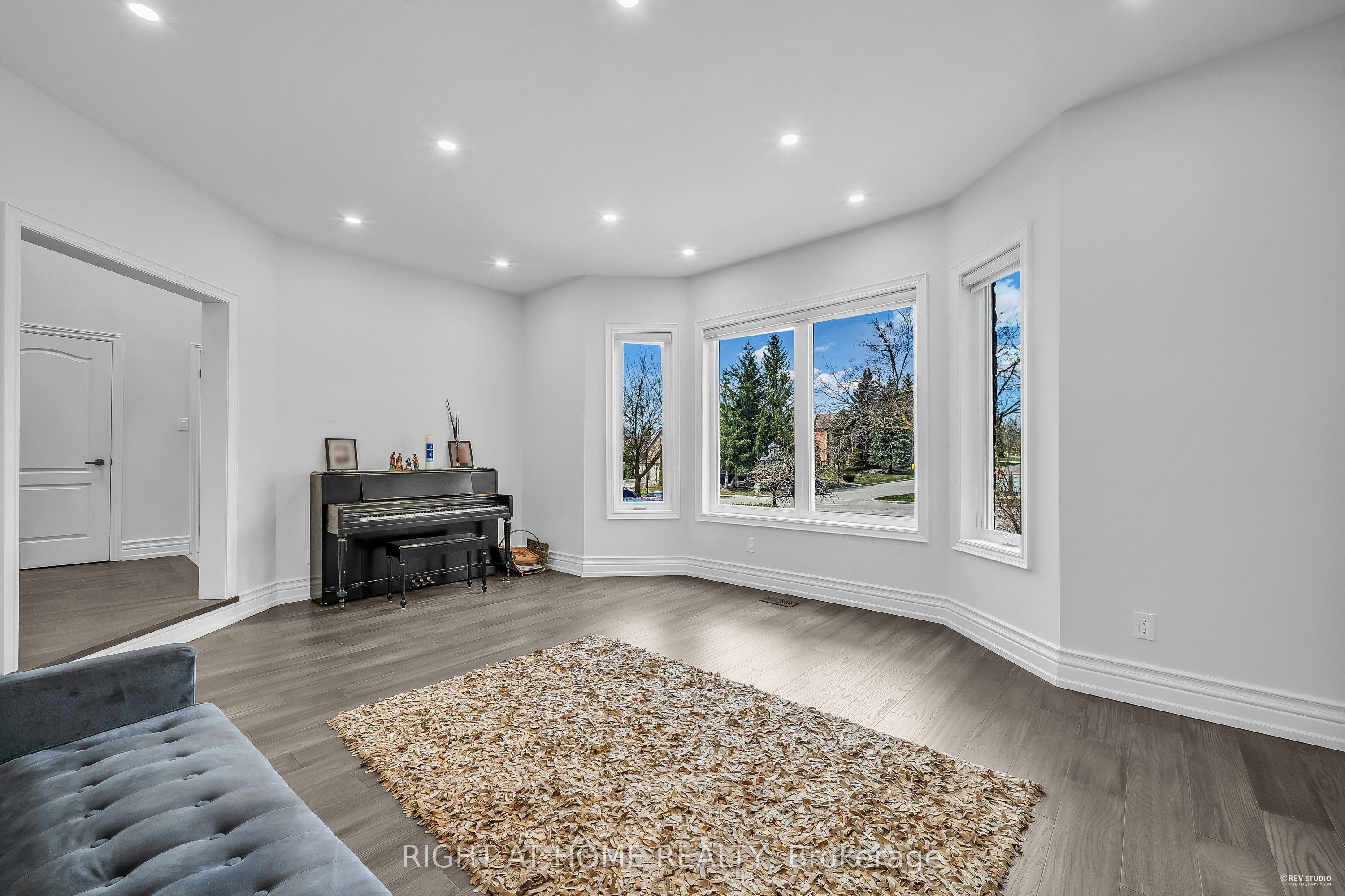 Additional image 4 of 1092 Stonehaven Avenue, Newmarket, ON, L3X 1M7