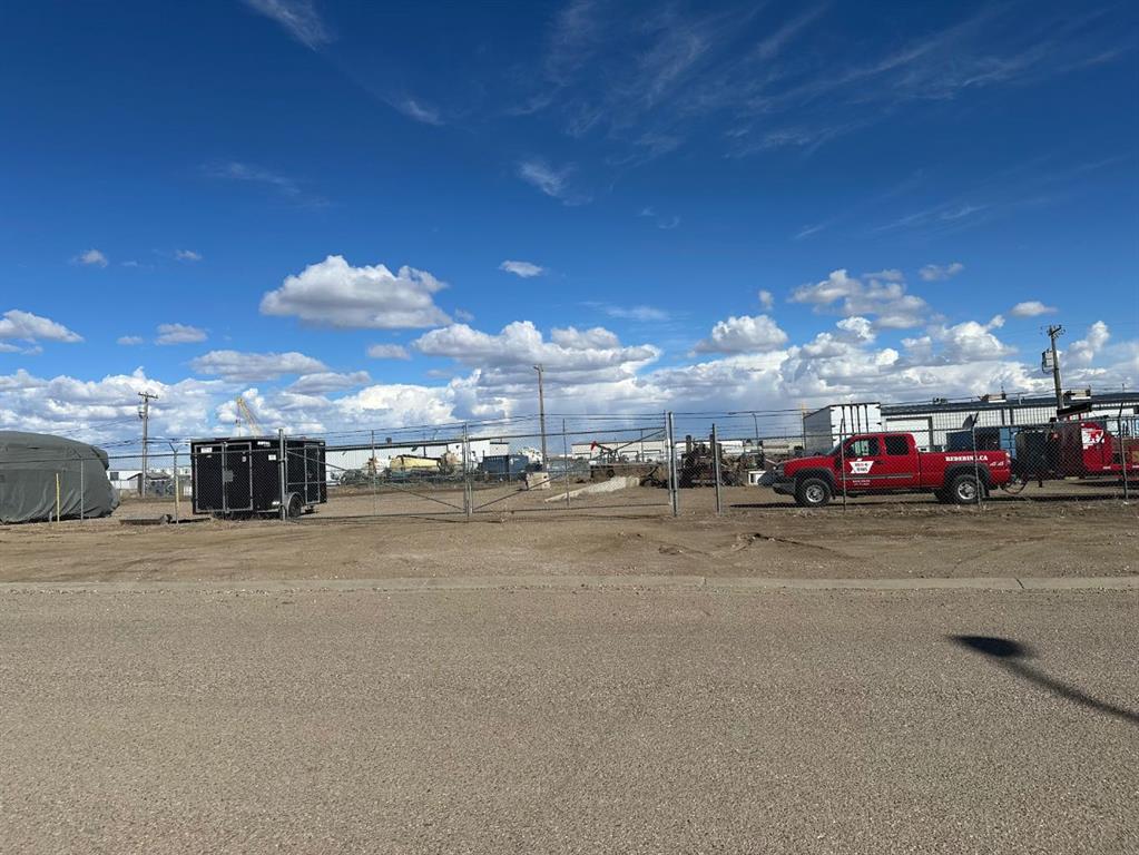 Additional image 6 of 10 Pembina Drive NE, Redcliff, AB, T1J 2P0