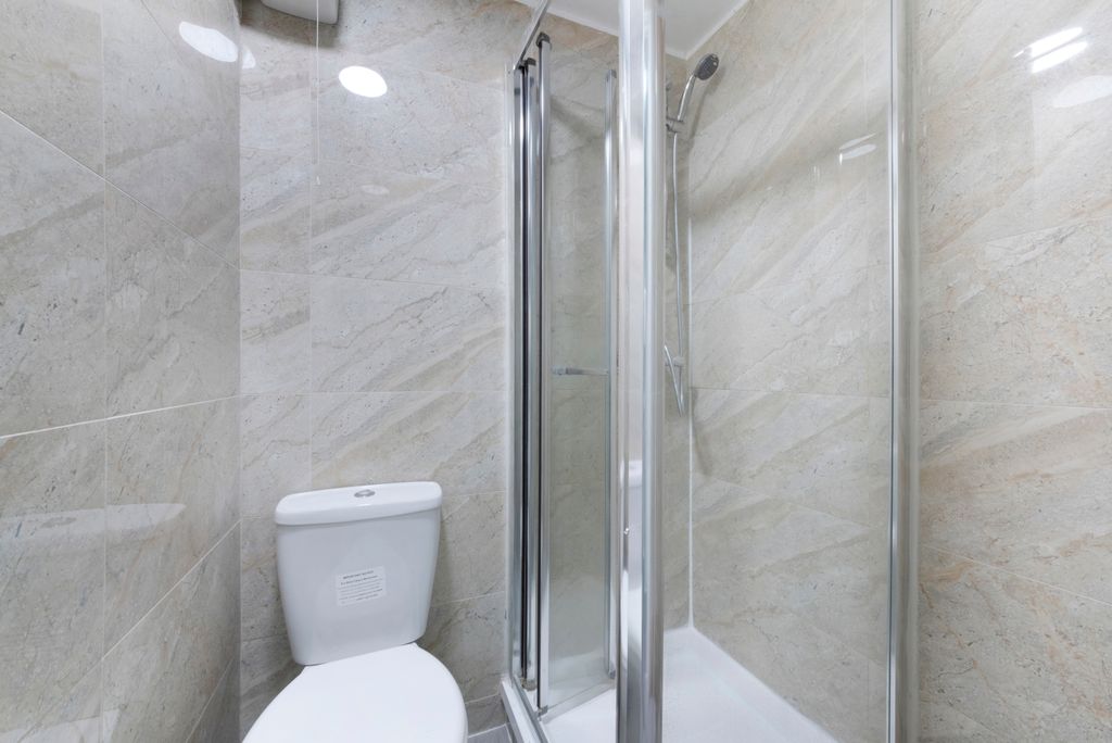 Additional image 14 of 5 bed terraced house to rentBow Common Lane, London E3