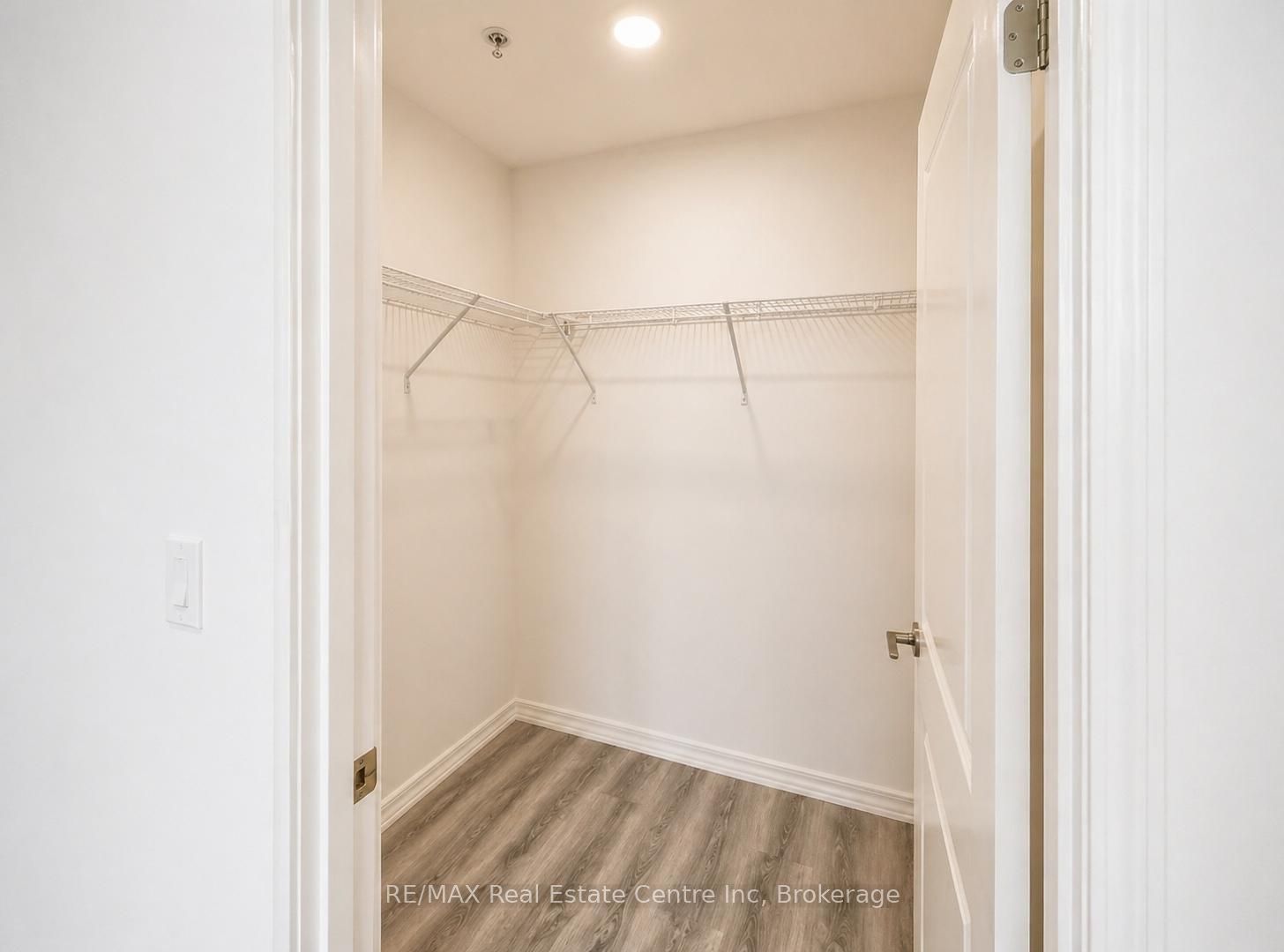 Additional image 6 of 302-1098 Paisley Road N, Guelph, ON, N1K 0E3