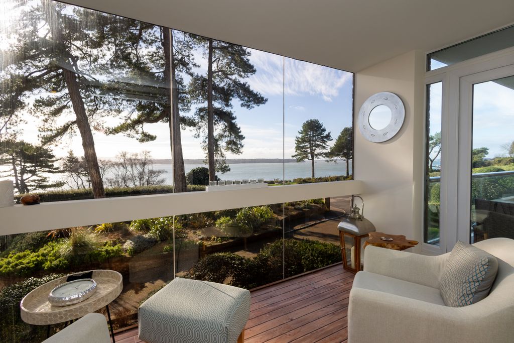 Additional image 2 of 3 bed flat to rentHarbour Watch, 391 Sandbanks Road, Poole BH14