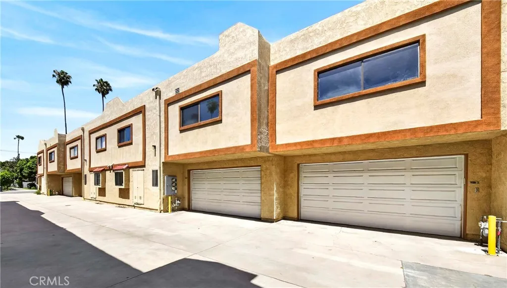 9914 Tweedy Lane Unit C, Downey, CA 90240