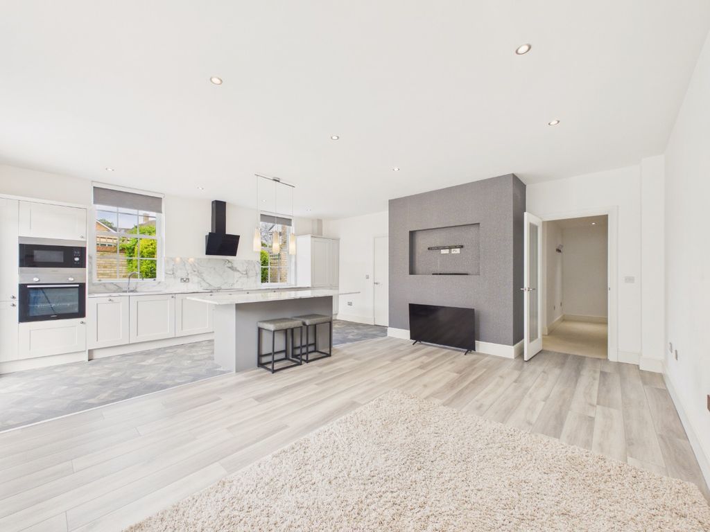 Additional image 7 of 1 bed flat for saleThe Beeches, 99 Main Street, Willerby, Hull, East Riding Of Yorkshire HU10
