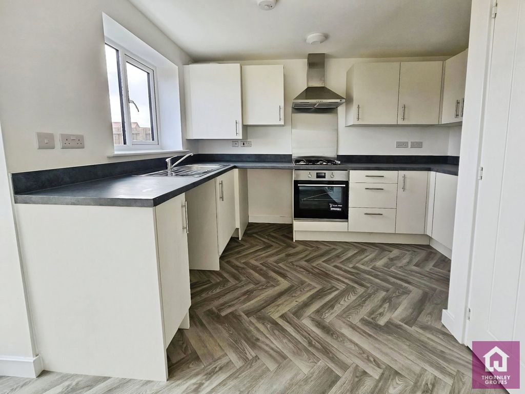 Additional image 5 of 3 bed semi-detached house to rentOak Road, Deeside, Flintshire CH5