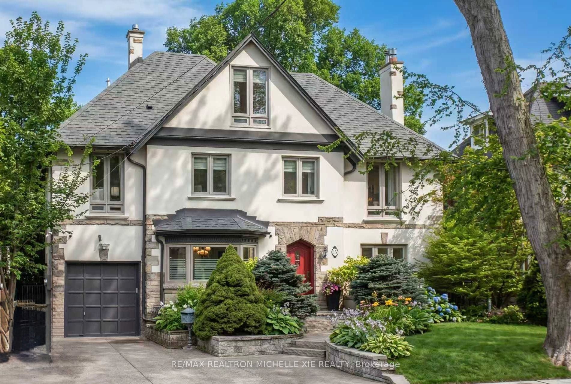 15 Strathallan Boulevard, Toronto, ON, M5N 1S8