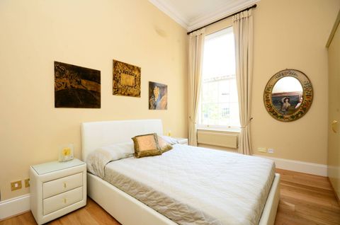 Royal Drive, Friern Barnet, London N11