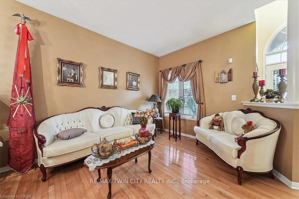 52 Mistycreek Crescent, Brampton, ON, L7A 3E8 photo 5