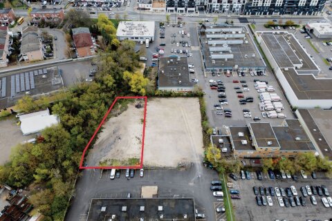 Additional image 5 of 49 Cranfield Road, Toronto, ON, M4B 3H3