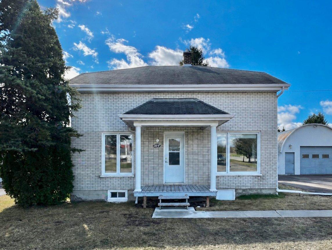 1189 Av. de la Gare