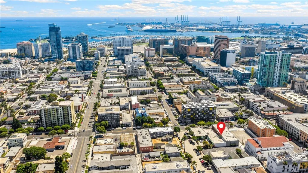 Additional image 44 of 425 E 4th Street Unit E, Long Beach, CA 90802
