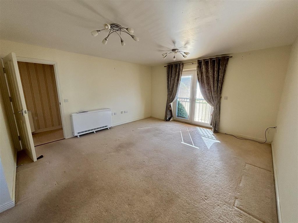 Additional image 3 of 2 bed flat for saleBryntition, Llanelli SA15