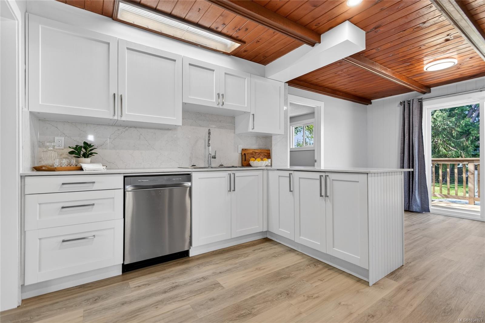 Additional image 3 of 1965 Piercy Avenue, Courtenay, BC, V9N 3G5