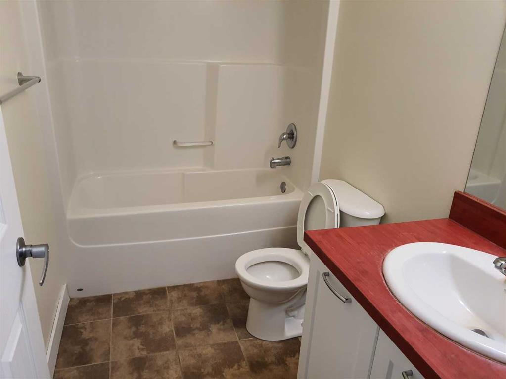 Additional image 4 of 404-3820 Brentwood Road NW, Calgary, AB, T2L 2L5