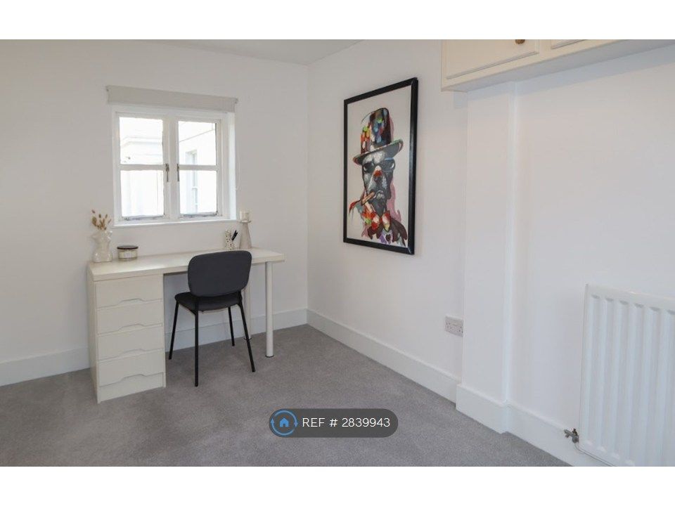 Additional image 4 of 3 bed semi-detached house to rentLansdowne Crescent, Worcester WR3