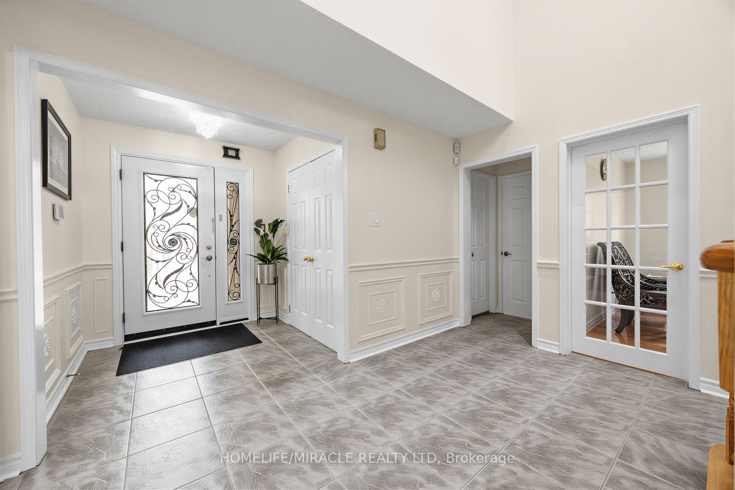 Additional image 3 of 2023 Jacamar Court, Mississauga, ON, L5L 3P7