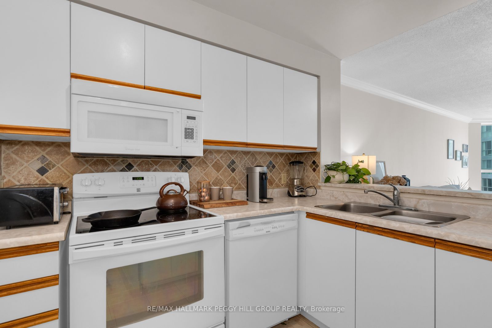 Additional image 5 of 904-150 Dunlop Street E, Barrie, ON, L4M 6H1