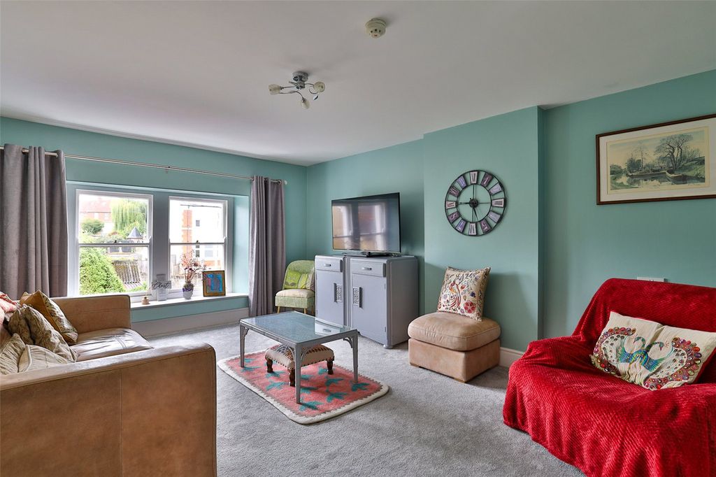Additional image 4 of 2 bed flat for salePortway, Frome, Somerset BA11