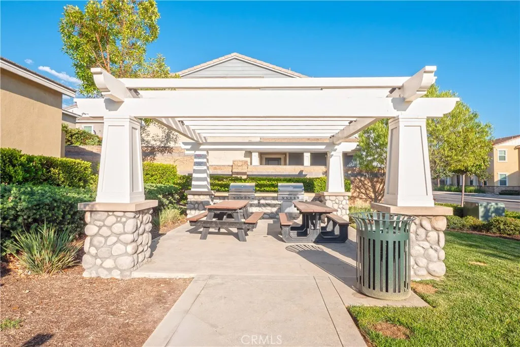 1635 Atchison Pl, Upland, CA 91784