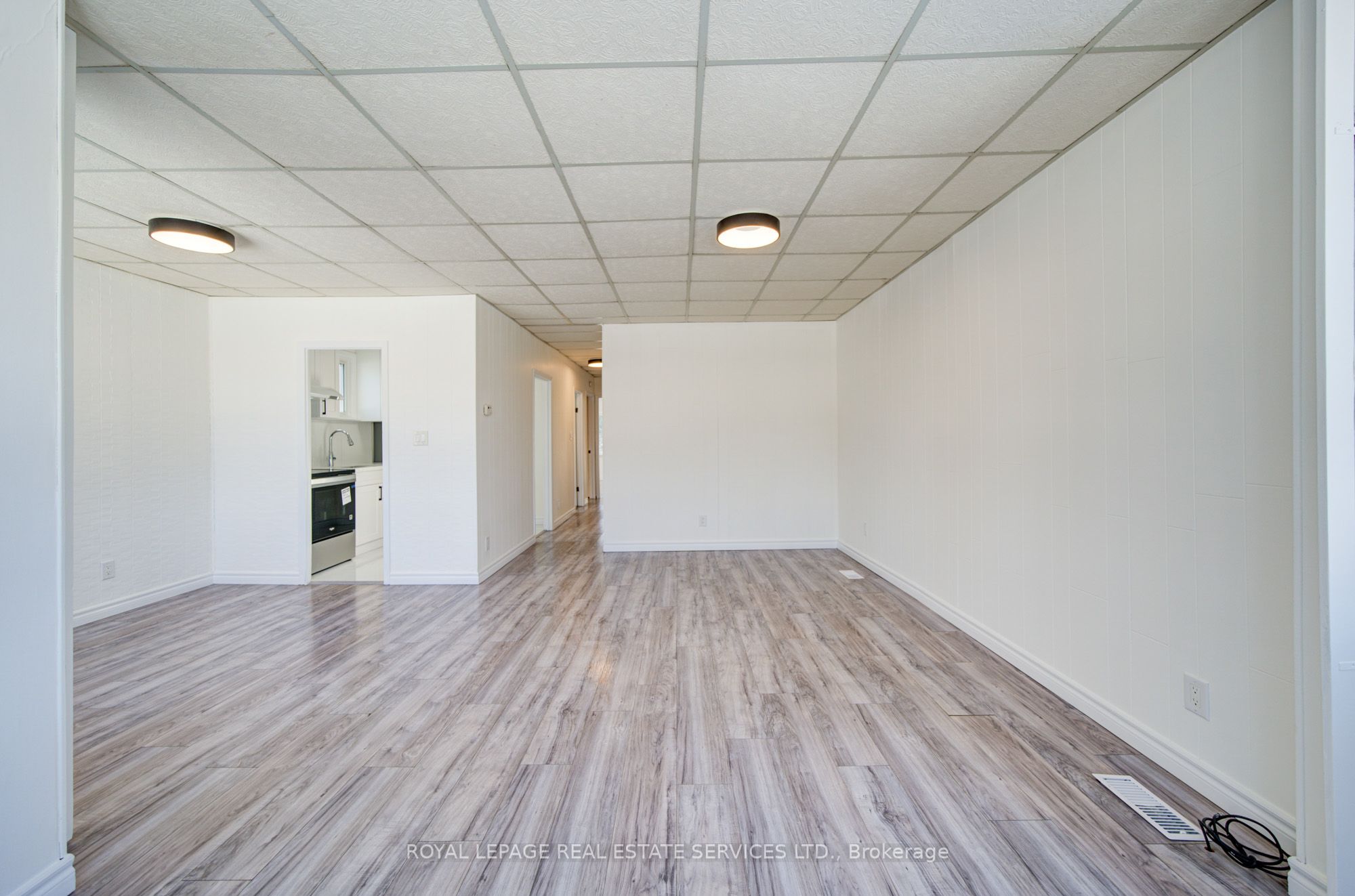Additional image 4 of 1054 East Avenue, Mississauga, ON, L5E 1W9