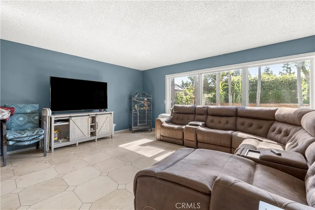 Additional image 8 of 108 S Shakespeare St, Anaheim, CA 92806