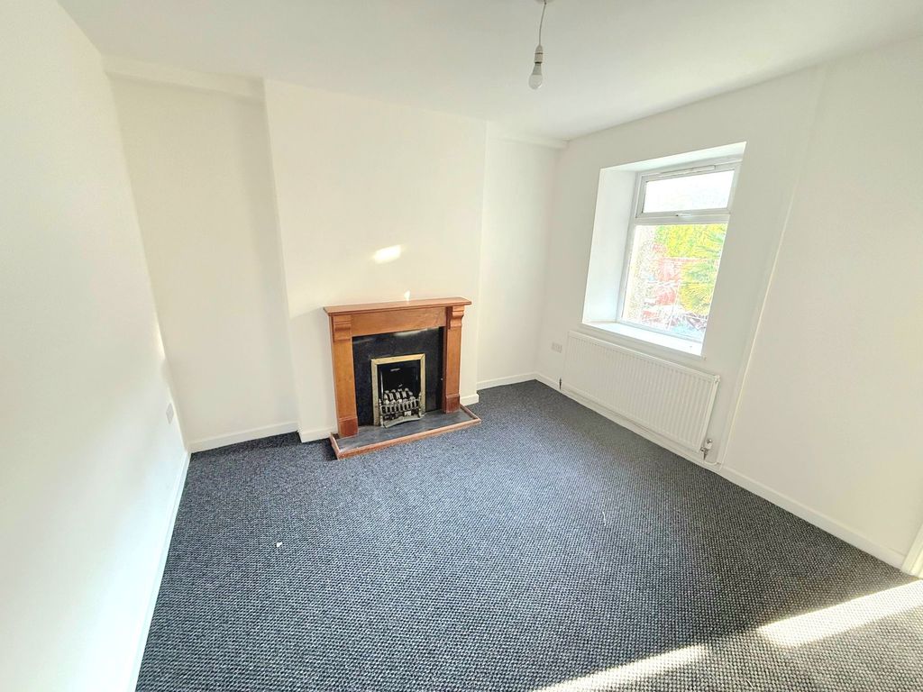 Additional image 2 of 3 bed terraced house to rentAlma Street, Abertillery NP13
