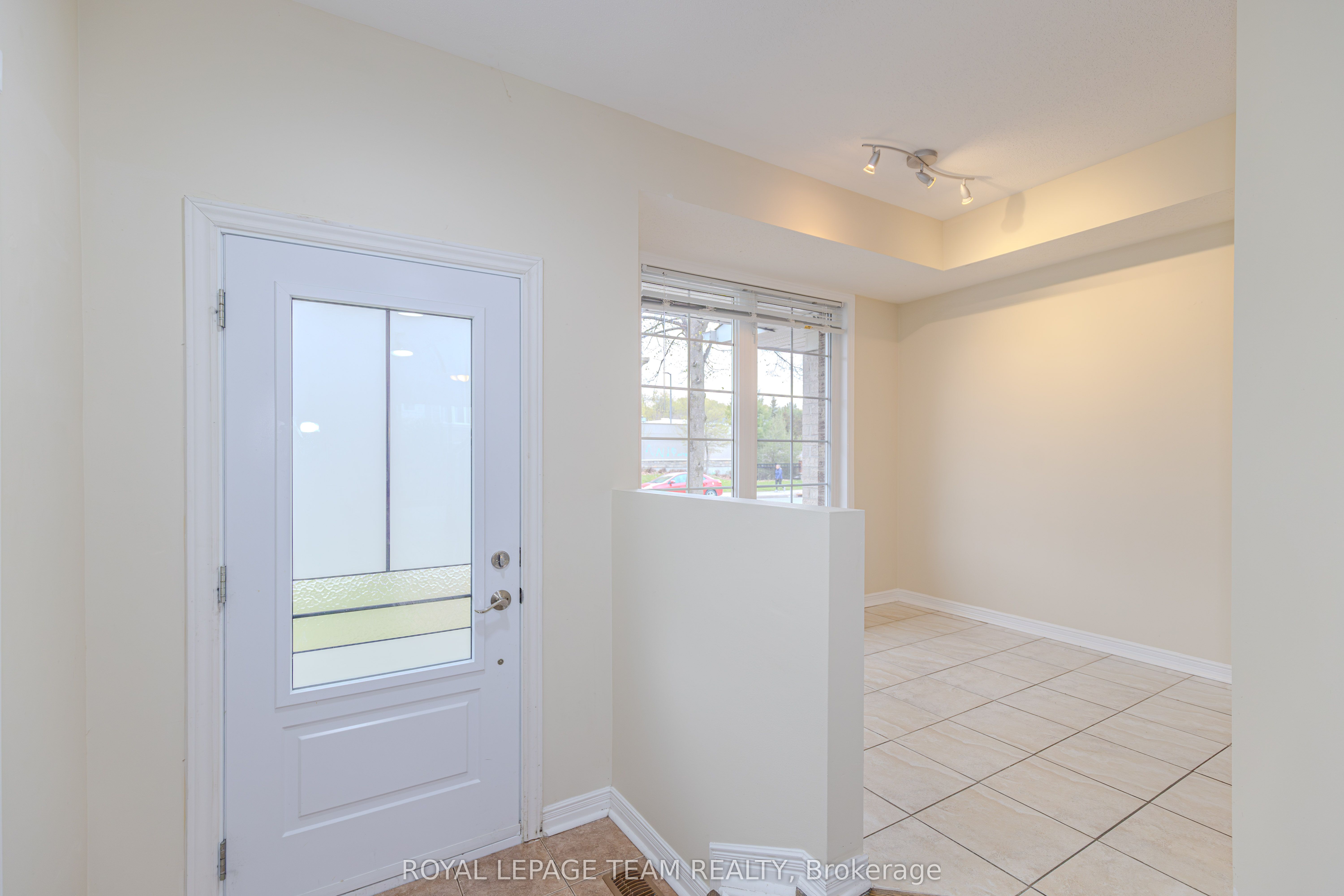 Additional image 4 of 263 Cresthaven Drive, Ottawa, ON, K2G 6W3