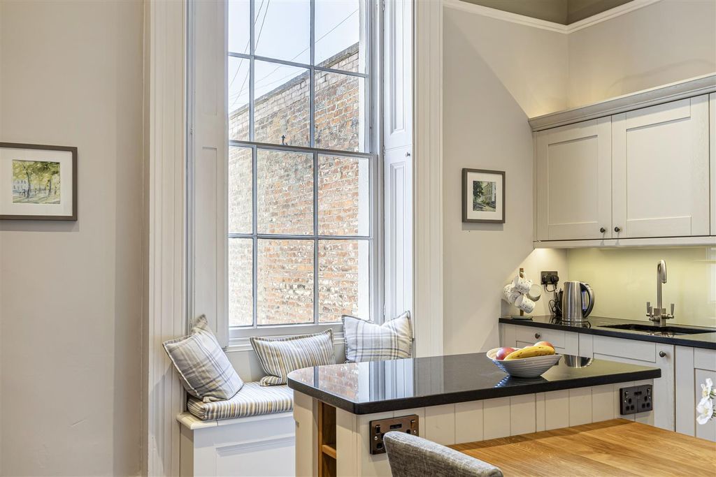 Additional image 6 of 3 bed flat for saleLansdown Terrace, Malvern Road, Cheltenham GL50