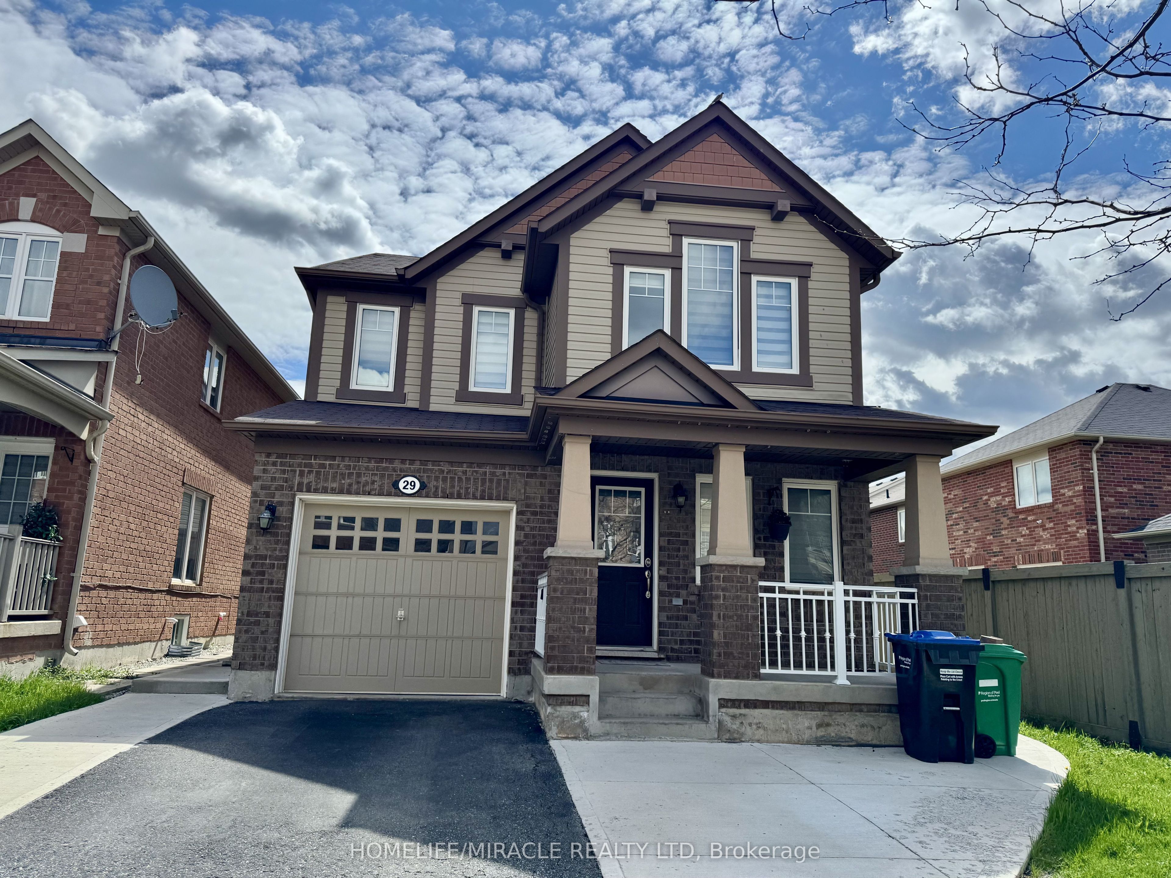 Main-29 Lathbury Street, Brampton, ON, L7A 0R6