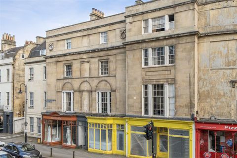 Cleveland Place East, Walcot, Bath BA1