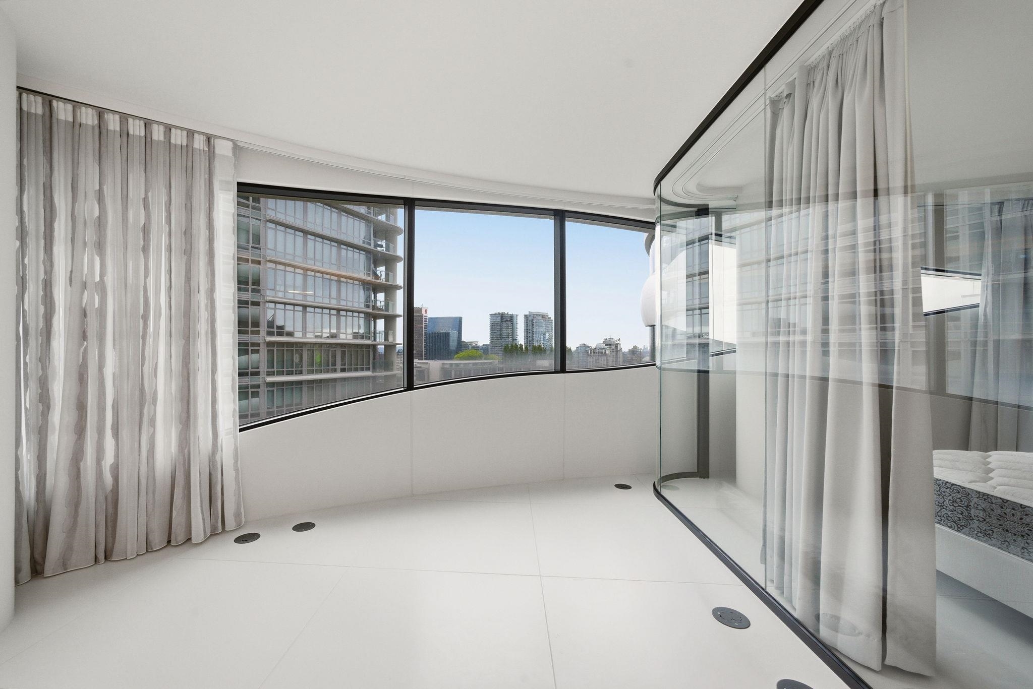Additional image 2 of 2107-1033 Nelson Street, Vancouver, BC, V6E 0E5