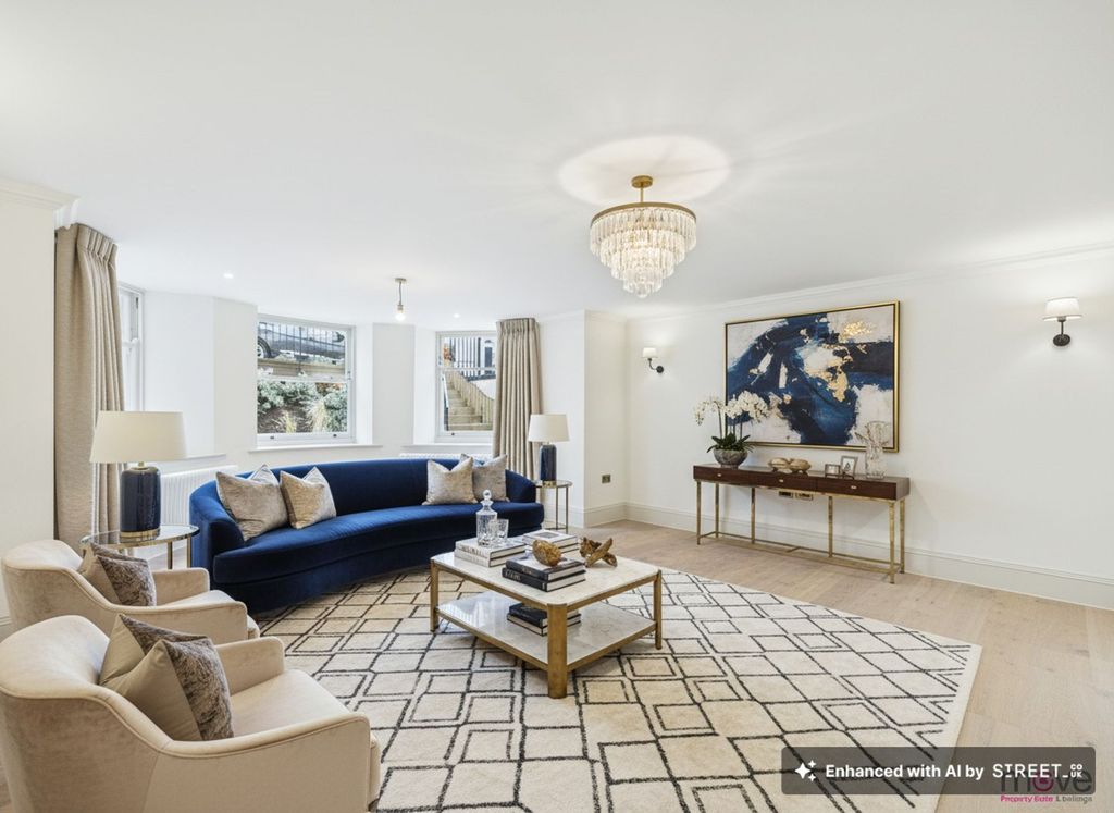 Additional image 2 of 3 bed flat for saleLondon Road, Cheltenham GL52