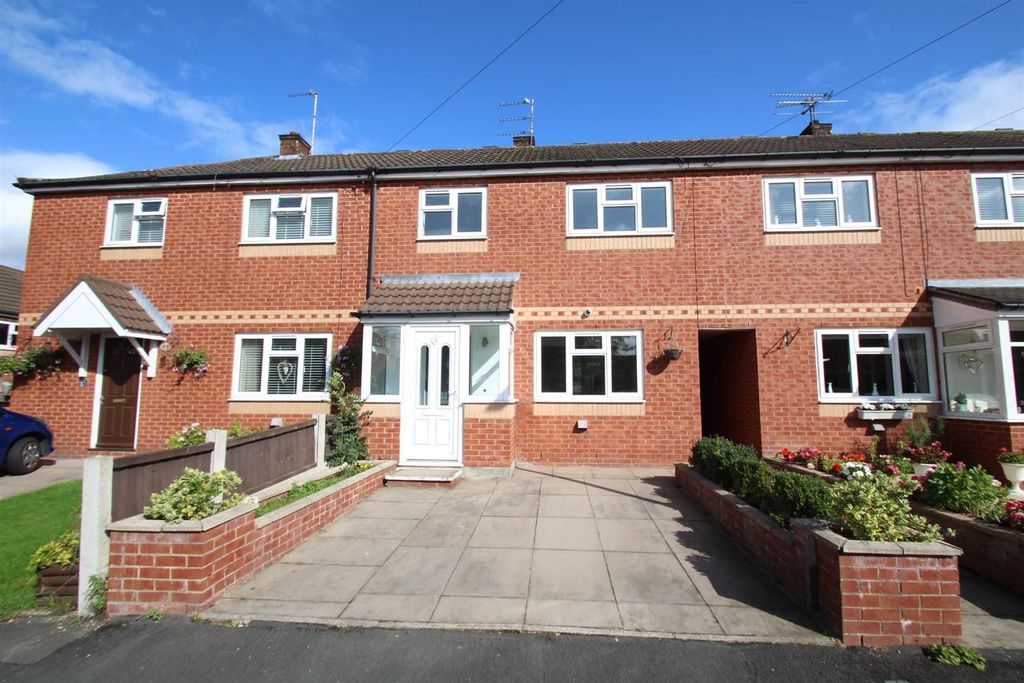 3 bed terraced house for salePrimrose Bank, Bowdon, Altrincham WA14