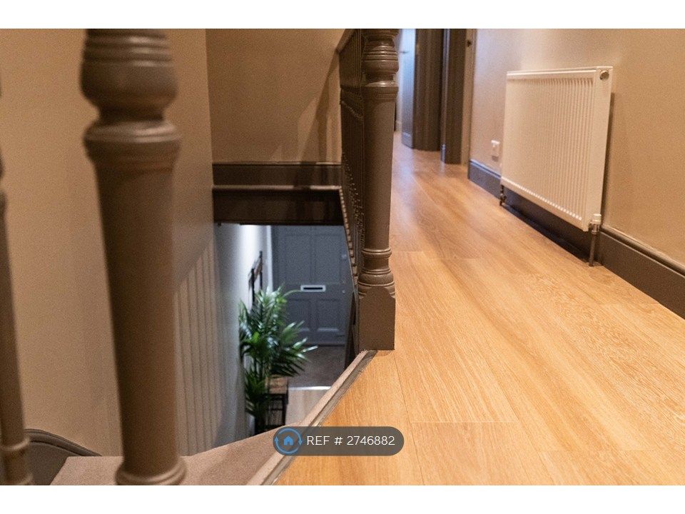 Additional image 11 of 3 bed flat to rentPriory Road, High Wycombe HP13