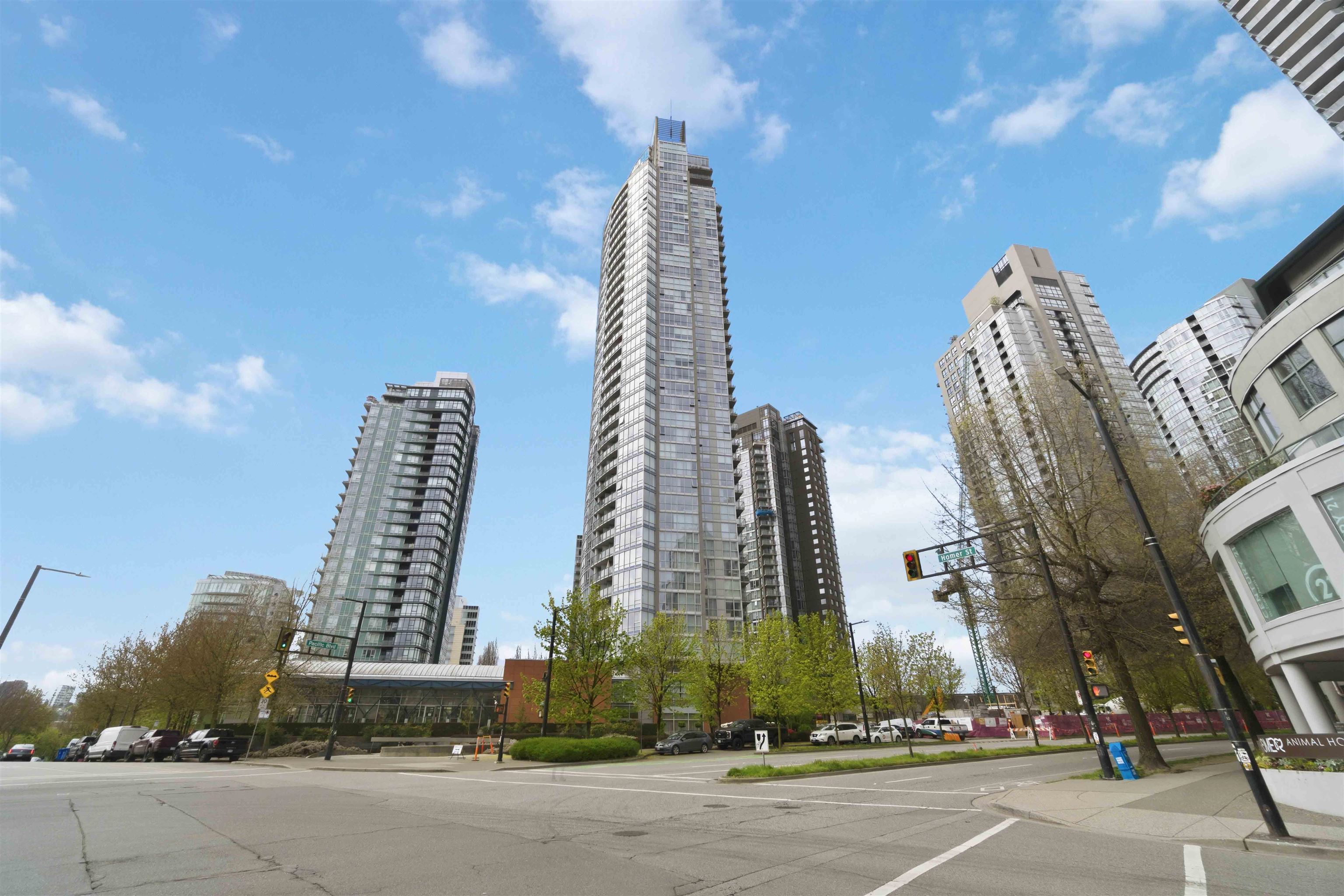 Additional image 3 of 908-1408 Strathmore Mews, Vancouver, BC, V6Z 3A9