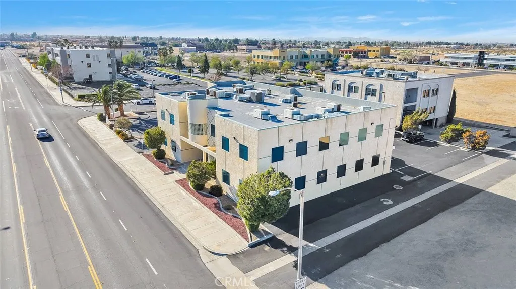 Additional image 22 of 15490 Civic Dr, Victorville, CA 92392