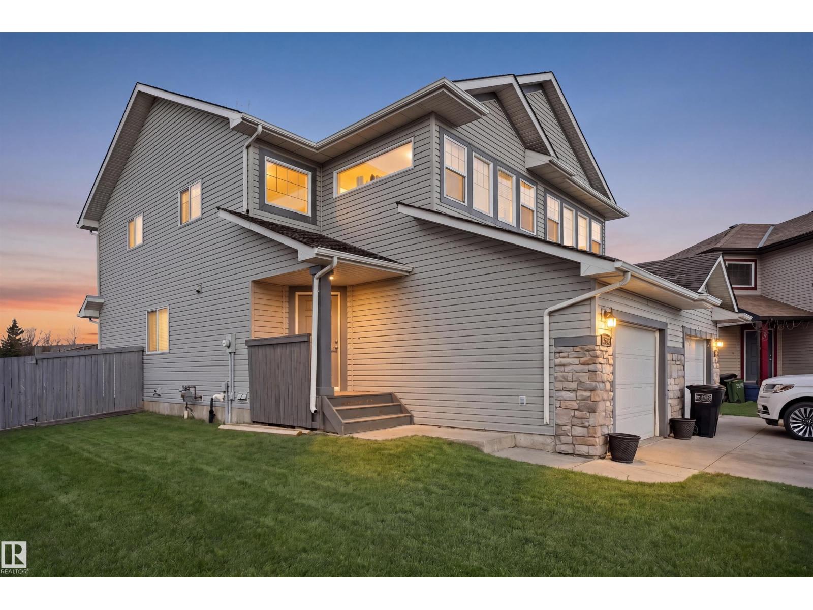 Additional image 2 of 3545 11 Street NW, Edmonton, AB, T6T0J7