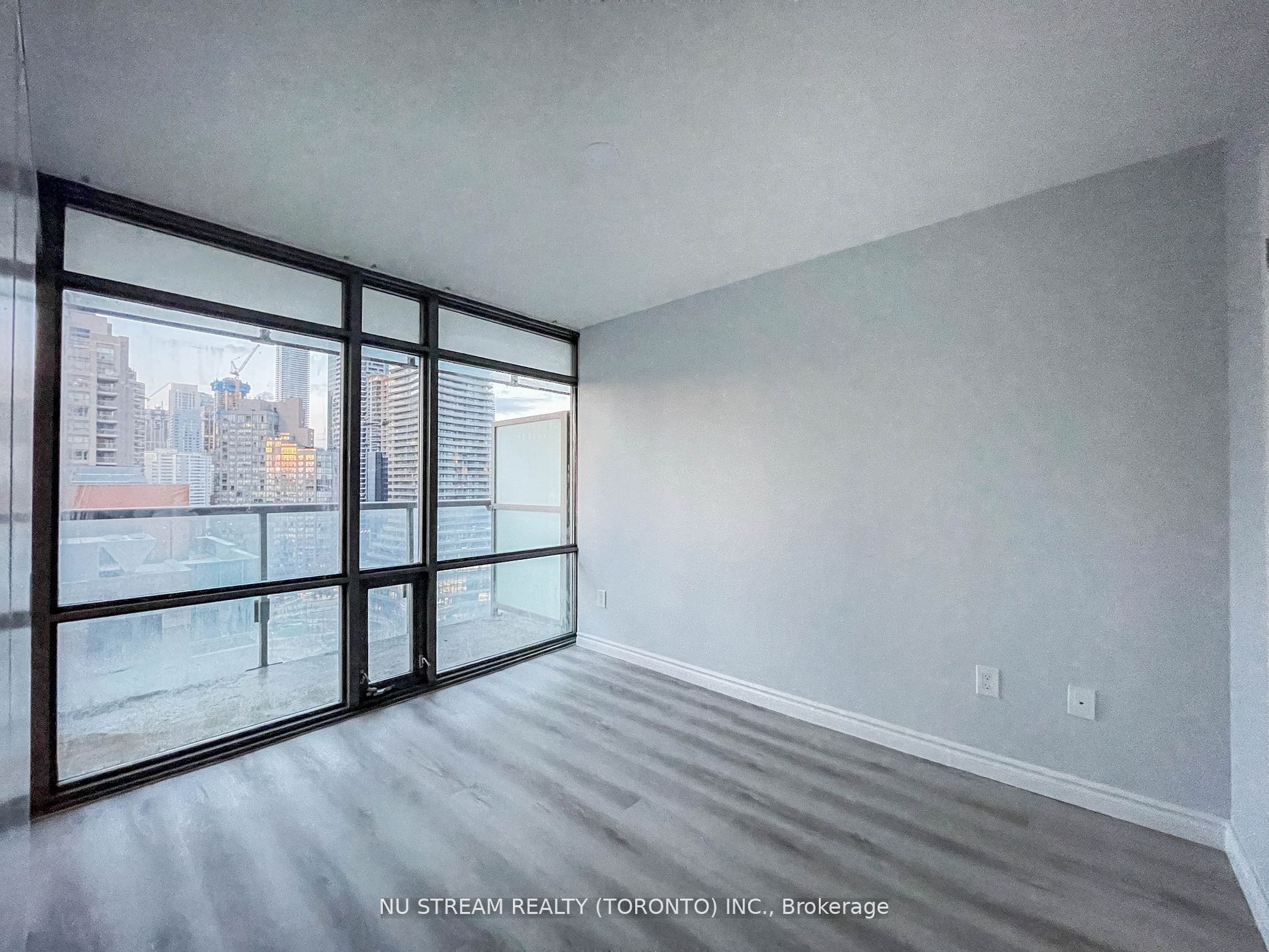 Additional image 6 of 1806-37 Grosvenor Street, Toronto, ON, M4Y 3G5