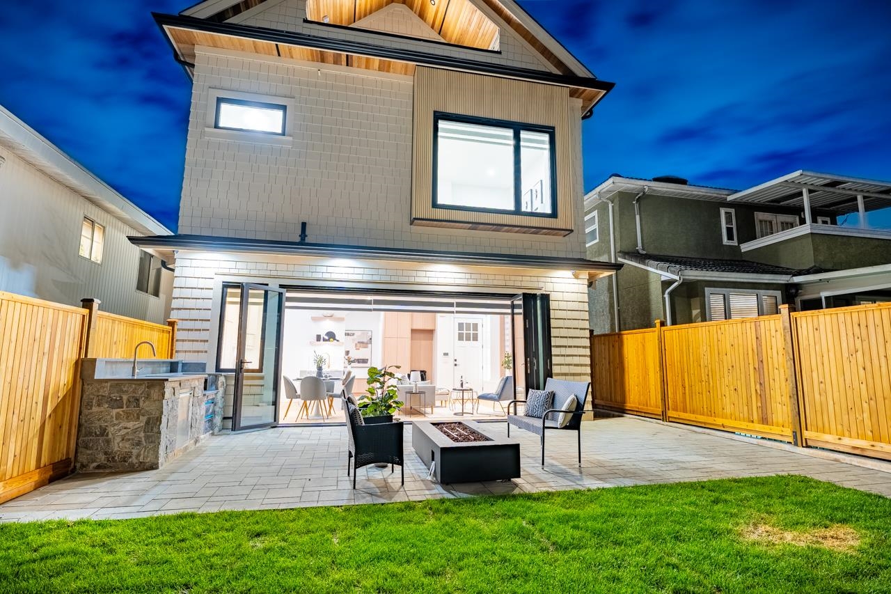 2-5355 Inverness Street, Vancouver, BC, V5W 3P2