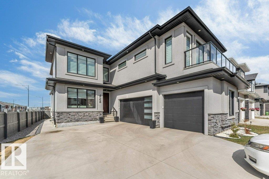424 33 Avenue NW, Edmonton, AB, T6T2S8