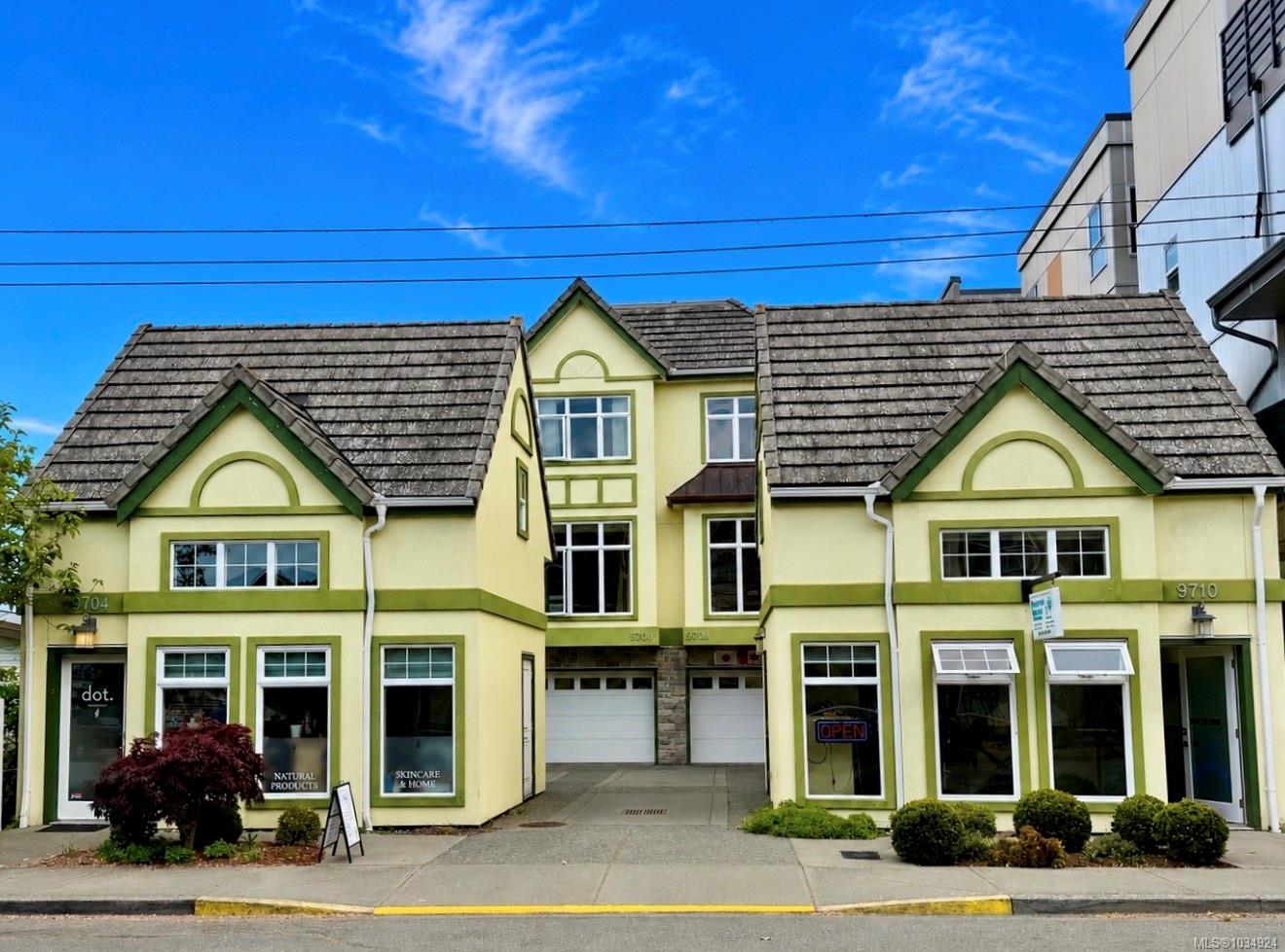9708 Third Street W, Sidney, BC, V8L 3A2