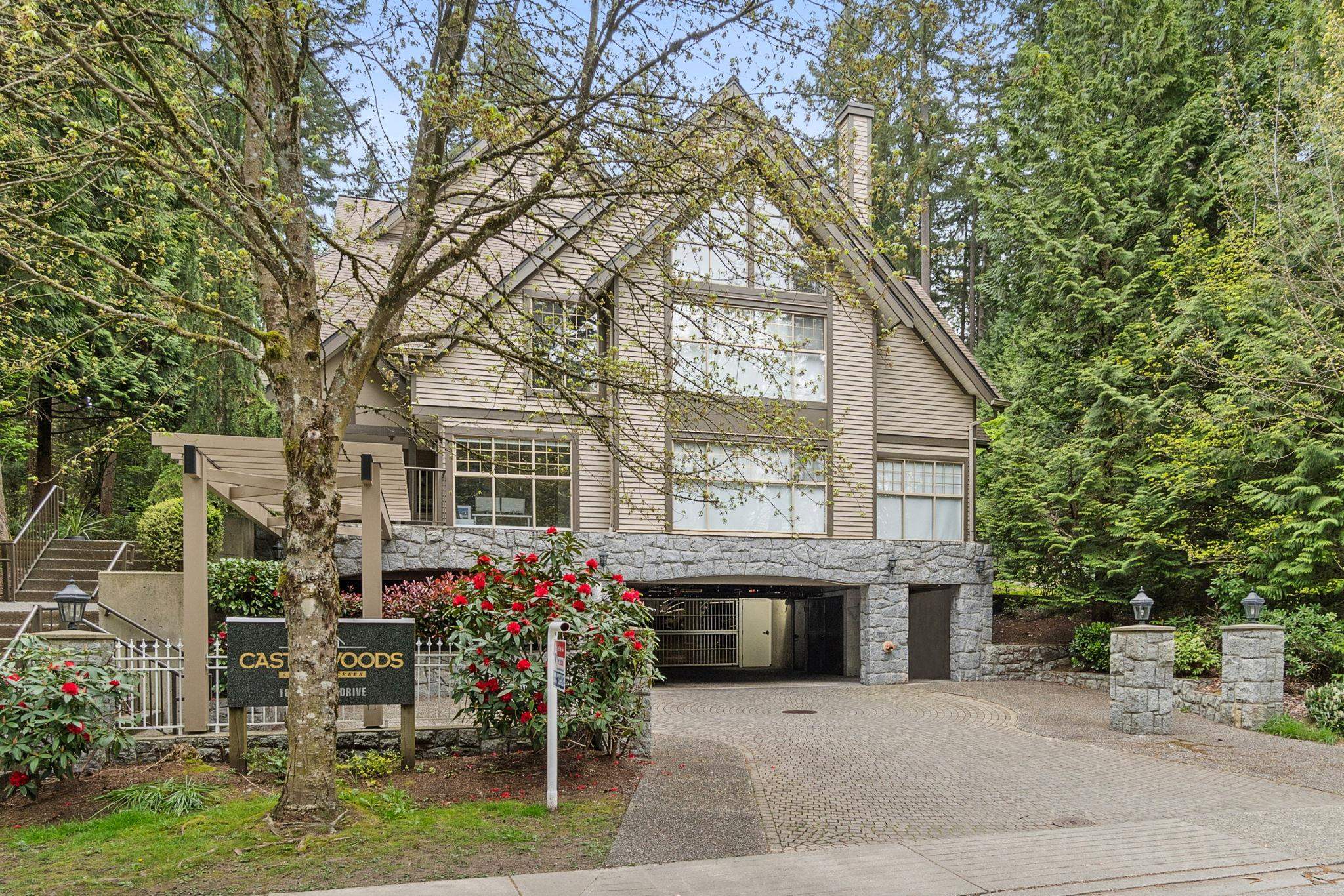 104-180 Ravine Drive, Port Moody, BC, V3H 4Z3