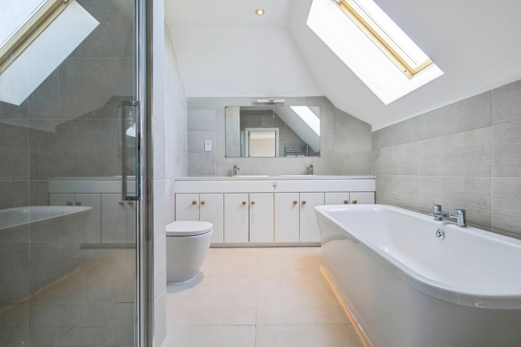 Additional image 16 of 4 bed penthouse for saleFleet Avenue, Hartlepool TS24