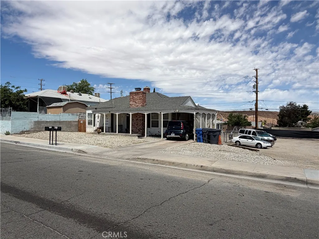 Additional image 8 of 137 W Fredricks St, Barstow, CA 92311
