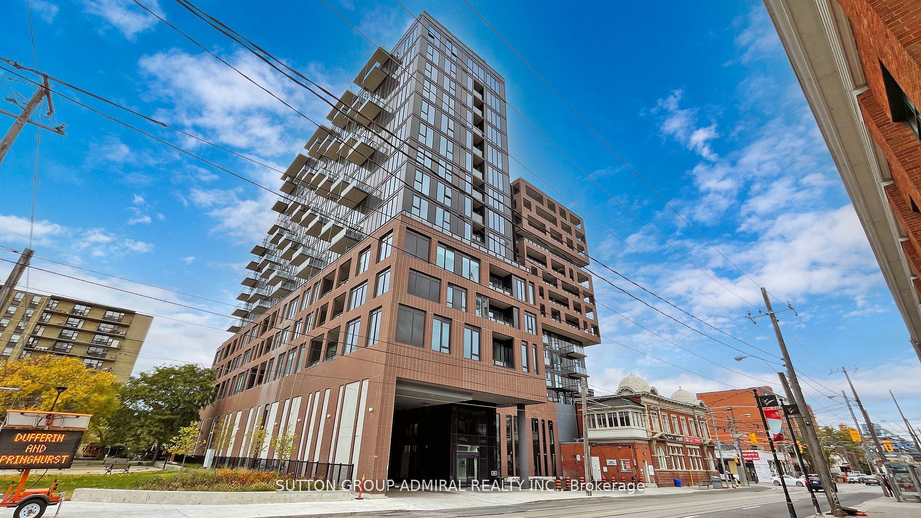 611-270 Dufferin Street, Toronto, ON, M6K 1Z6