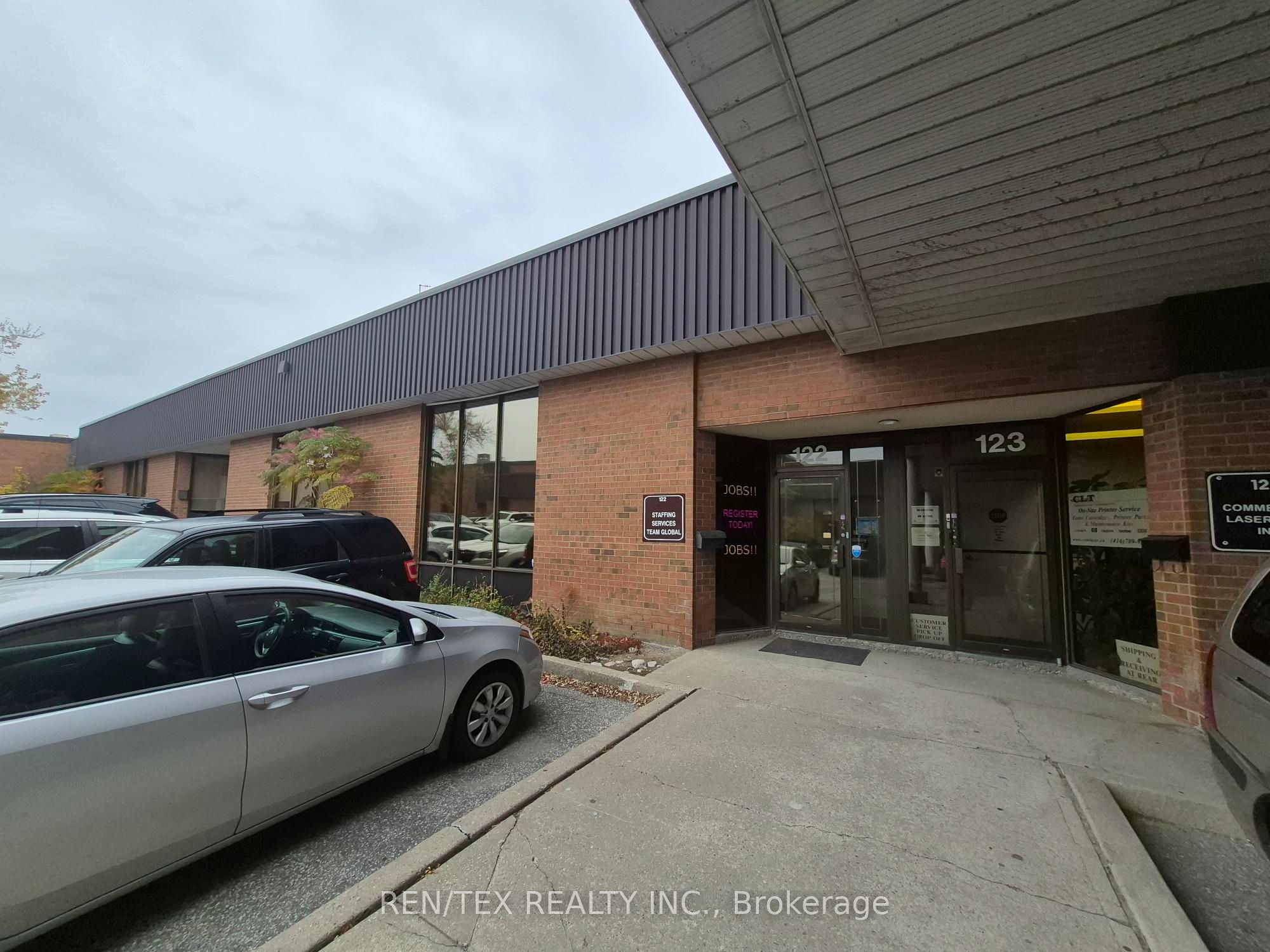 122-5050 Dufferin Street, Toronto, ON, M3H 5T5