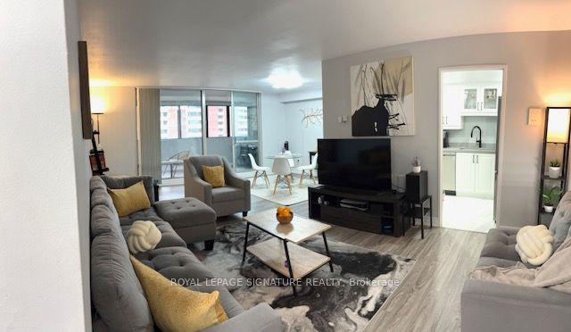 1701-5 Massey Square, Toronto, ON, M4C 5L6 photo 4