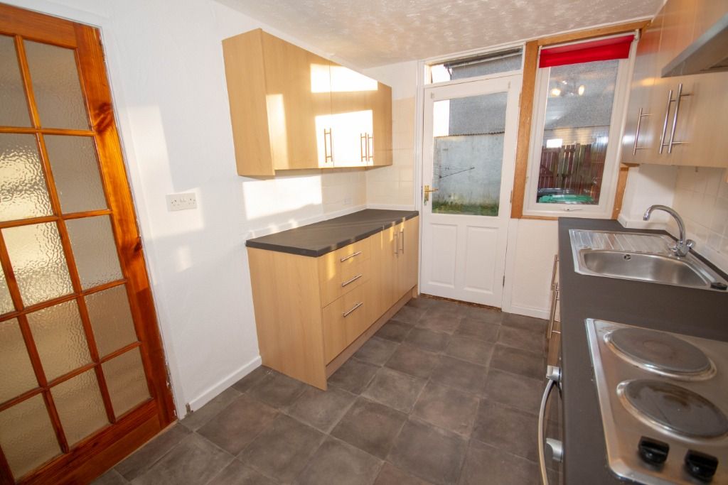 Additional image 4 of 2 bed terraced house to rentRavenswood Drive, Glenrothes KY6